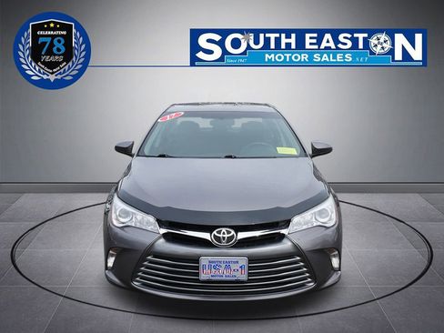 Used 2017 Toyota Camry LE image 3