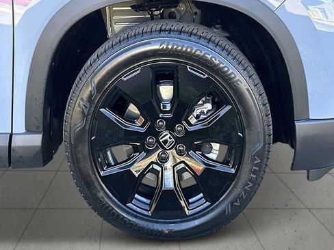 New 2026 Honda Pilot Black Edition image 9