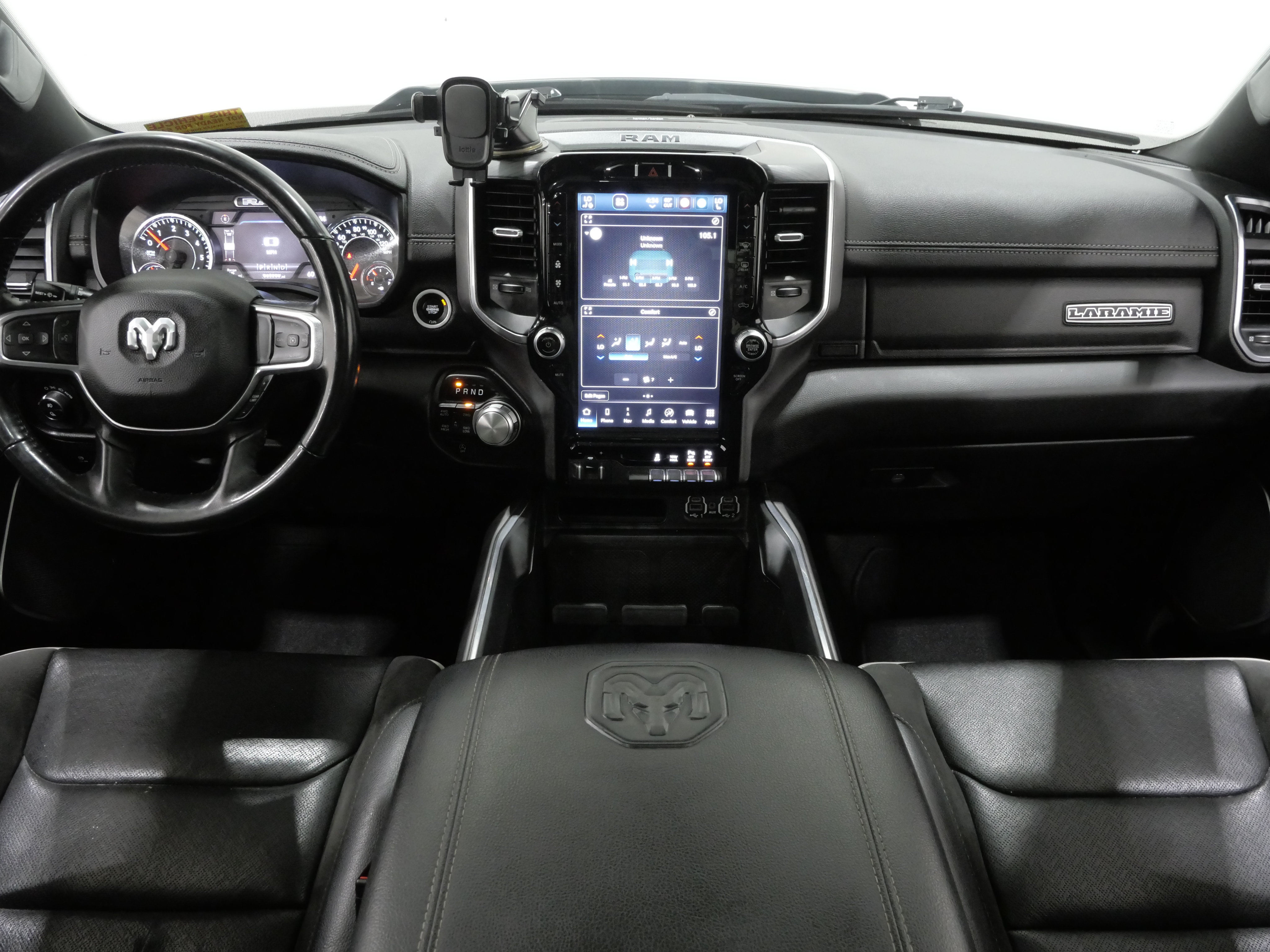 Used 2023 RAM 1500 Laramie AWD/4WD image 9