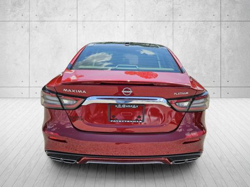 Used 2023 Nissan Maxima Platinum w/ Sport Mat Group FWD image 6