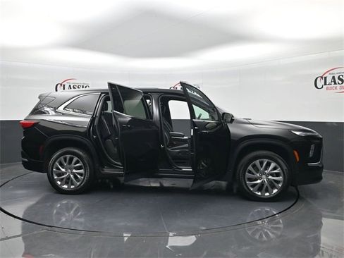 Used 2025 Buick Enclave Preferred image 32