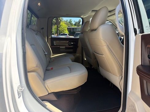 Used 2018 RAM 1500 Laramie w/ Convenience Group AWD/4WD image 26