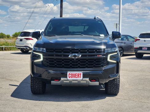 Used 2023 Chevrolet Suburban Z71 w/ Luxury Package AWD/4WD image 2