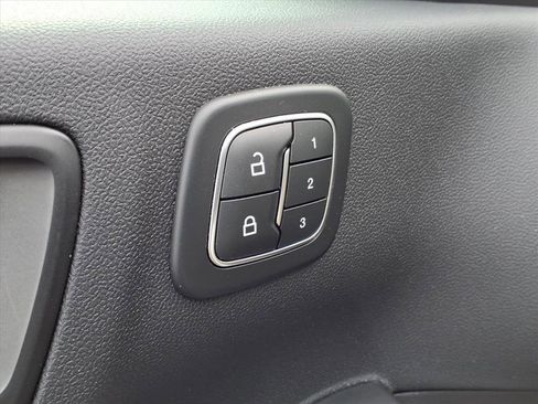 Certified 2022 Ford Escape Titanium w/ Class II Trailer Tow Package image 6