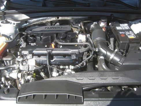 Used 2022 Kia K5 GT-Line FWD image 14