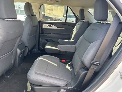 Used 2026 Ford Explorer Active image 33