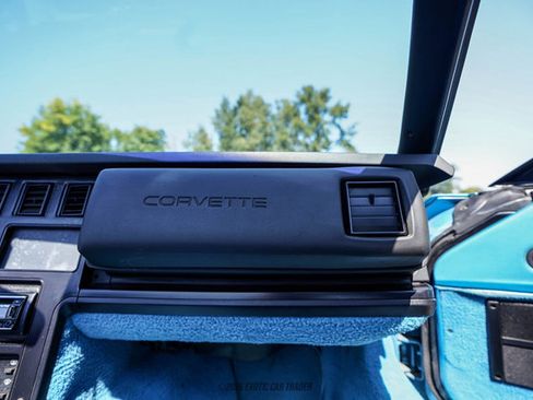 Used 1988 Chevrolet Corvette Convertible RWD image 39