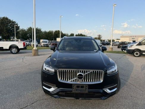 Used 2023 Volvo XC90 T8 Plus w/ Protection Package Premier AWD/4WD image 2