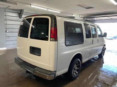 Used 2002 Chevrolet Express 1500 image 45