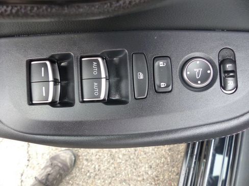 Used 2026 Honda HR-V EX-L image 24