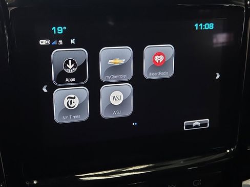 Used 2018 Chevrolet Traverse LT w/ LPO, Blackout Package image 16