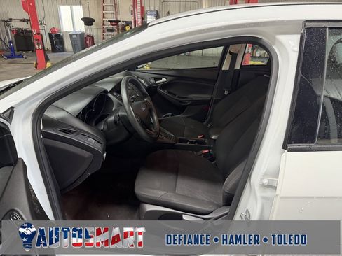Used 2018 Ford Focus SE image 13