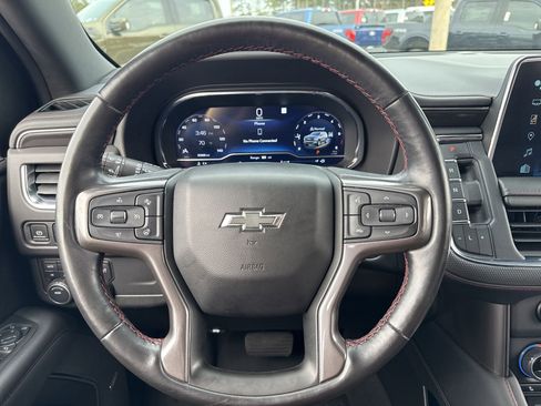 Used 2022 Chevrolet Suburban RST w/ Luxury Package image 12