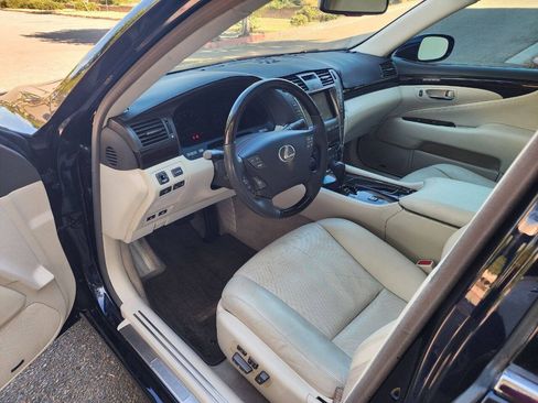Used 2009 Lexus LS 460 RWD image 12