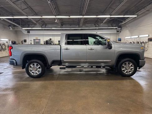 New 2026 Chevrolet Silverado 2500 High Country w/ Technology Package AWD/4WD image 7