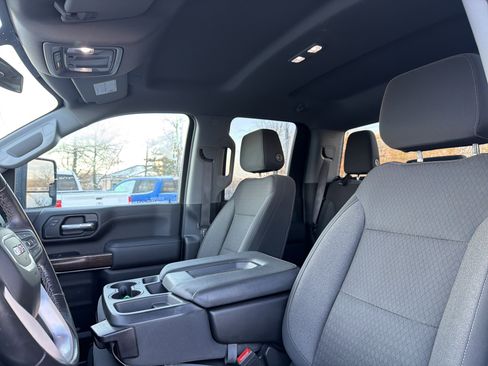 Used 2022 GMC Sierra 2500 SLE w/ SLE Value Package; image 25