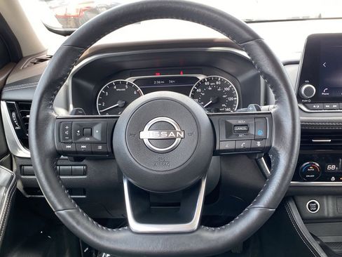 Certified 2023 Nissan Rogue SL FWD image 24