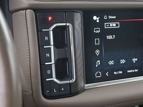 Used 2022 GMC Yukon Denali AWD/4WD image 24