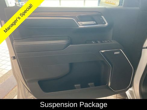 Used 2022 Chevrolet Silverado 1500 LT Trail Boss w/ LT Trail Boss Premium Package AWD/4WD image 10