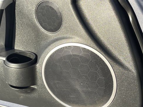 Used 2006 MAZDA MX-5 Miata Grand Touring image 25