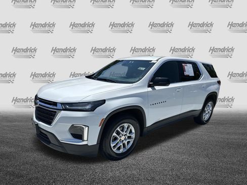 Used 2022 Chevrolet Traverse LS FWD image 5