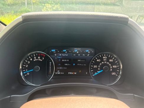 Used 2017 Ford F150 King Ranch w/ Equipment Group 601A Luxury AWD/4WD image 16