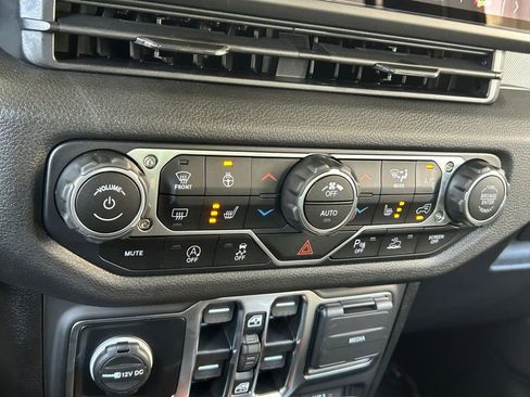 New 2025 Jeep Wrangler Willys image 22