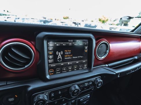 Used 2020 Jeep Wrangler Rubicon AWD/4WD image 15