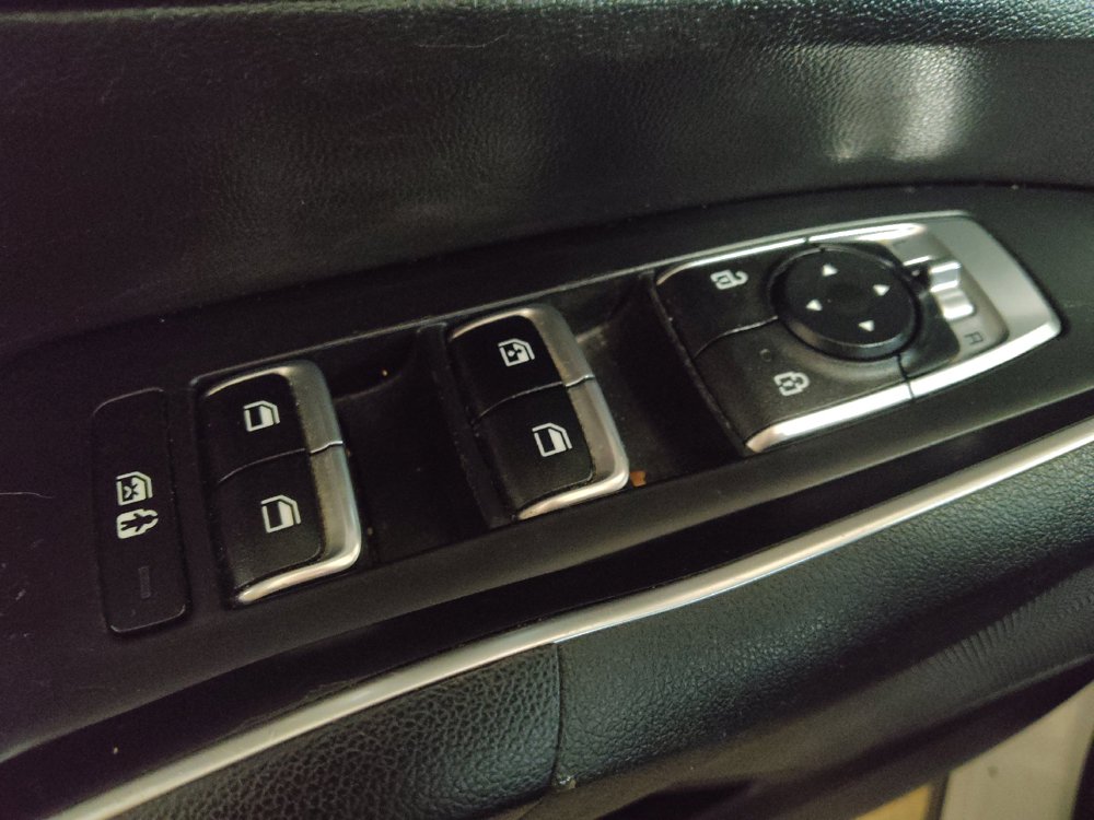 Used 2022 Kia Sorento S w/ Panoramic Sunroof Package FWD image 27