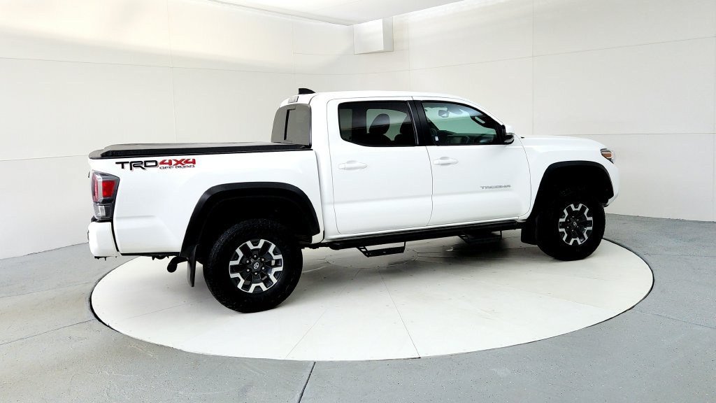 Certified 2022 Toyota Tacoma TRD Off-Road w/ Technology Package AWD/4WD image 6