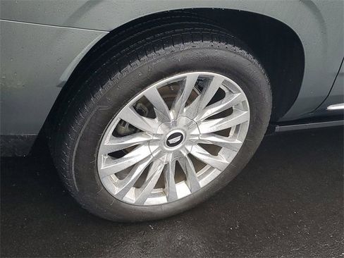 Used 2023 Cadillac Escalade ESV Premium Luxury w/ Performance Package image 5