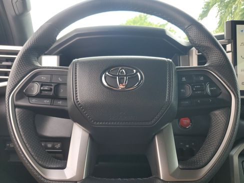 Used 2025 Toyota Tundra Limited w/ TRD Off-Road Package AWD/4WD image 20