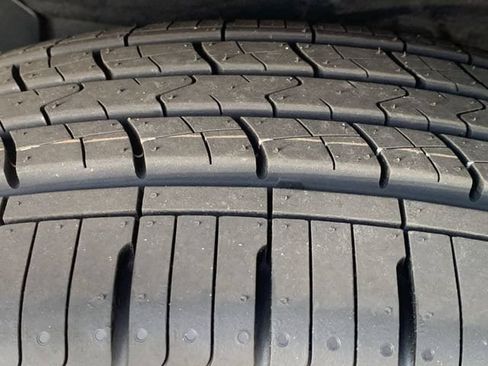 Certified 2024 Toyota Highlander LE FWD image 35