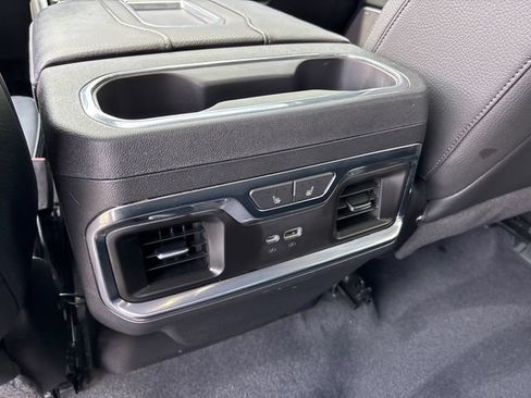 Used 2022 GMC Sierra 1500 Denali AWD/4WD image 13