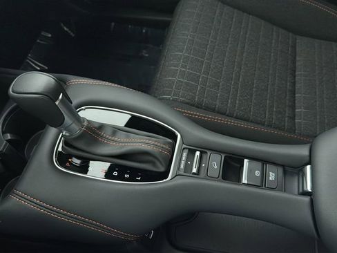 Certified 2026 Honda HR-V Sport image 52