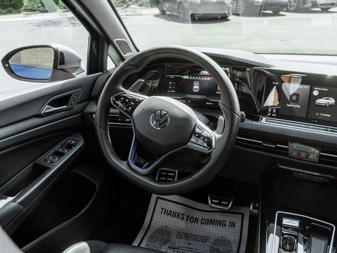 Used 2024 Volkswagen Golf R image 13