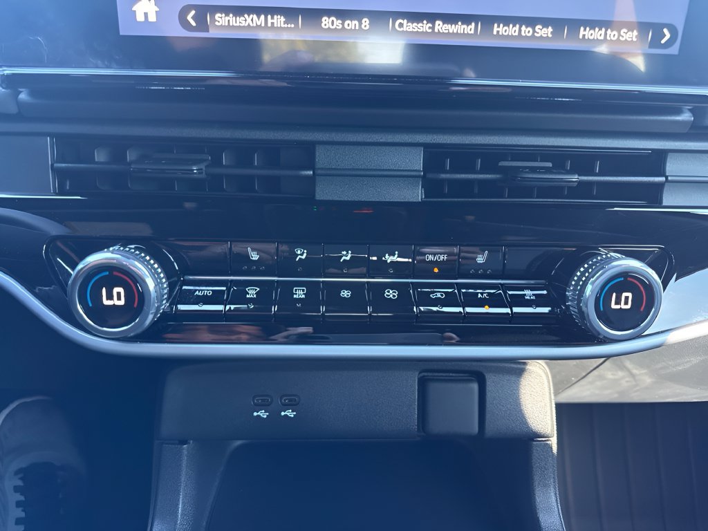 Used 2025 Honda Prologue Touring image 16