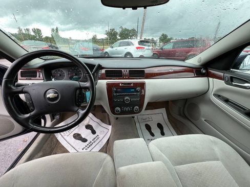 Used 2008 Chevrolet Impala LT FWD image 21
