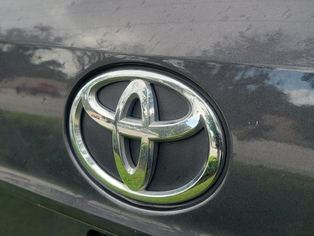 Used 2023 Toyota Highlander L FWD image 8
