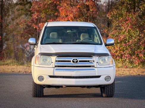 Used 2005 Toyota Tundra SR5 image 2