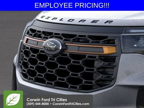 New 2026 Ford Explorer Tremor AWD/4WD image 17