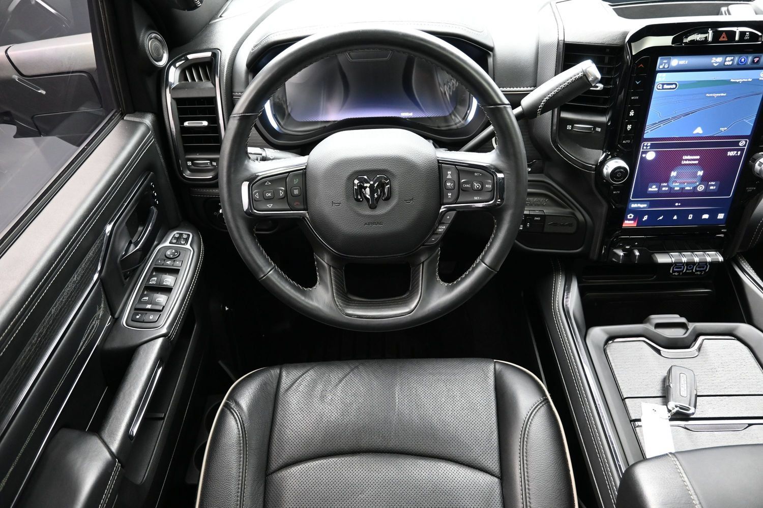 Used 2024 RAM 2500 Limited AWD/4WD image 26