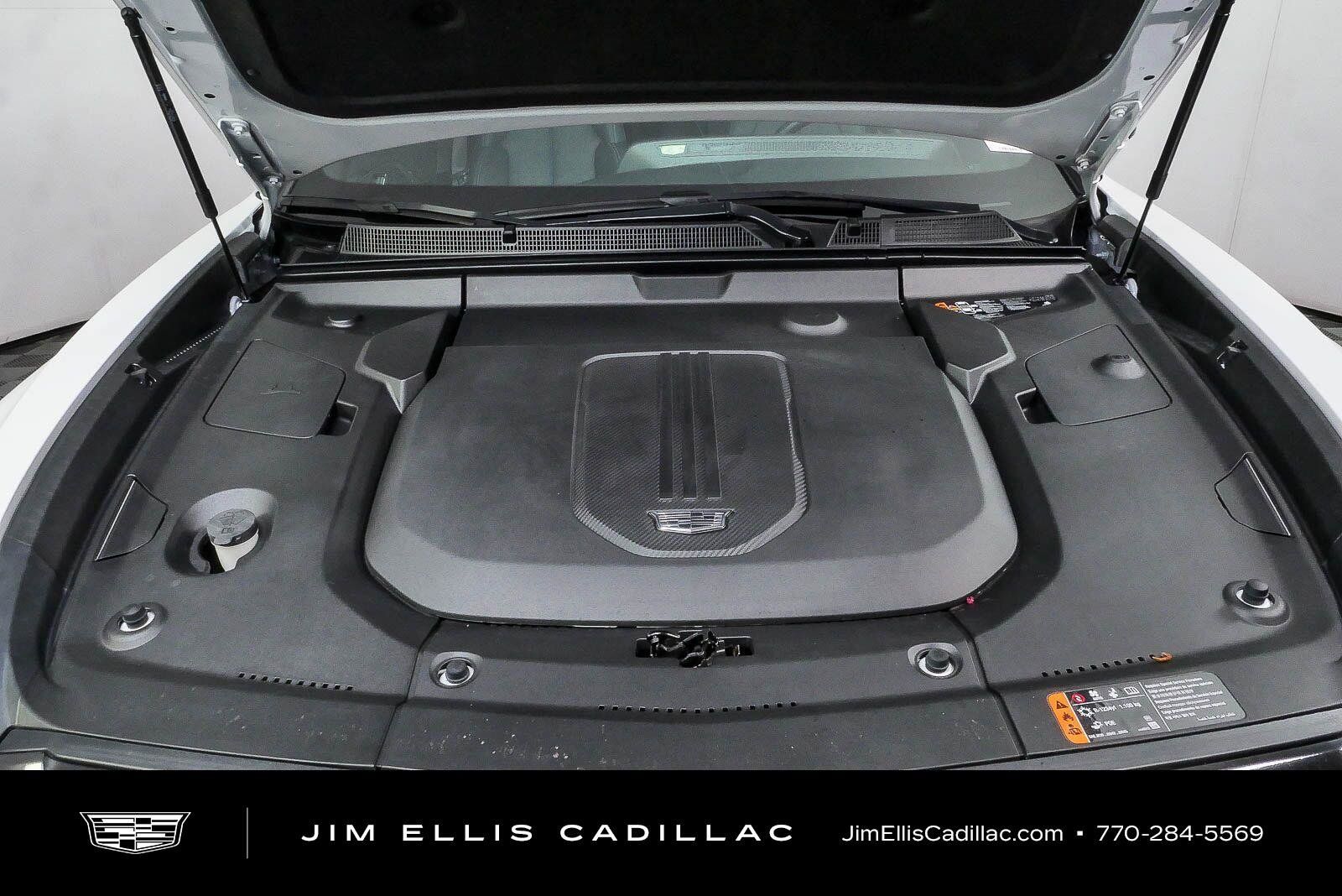 Used 2024 Cadillac Lyriq Luxury AWD/4WD image 33