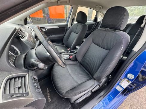 Used 2015 Nissan Sentra SR FWD image 9