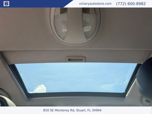 Used 2009 Mercedes-Benz E 320 BlueTEC Sedan image 42