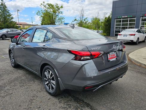 New 2025 Nissan Versa SV w/ Trunk Package image 4