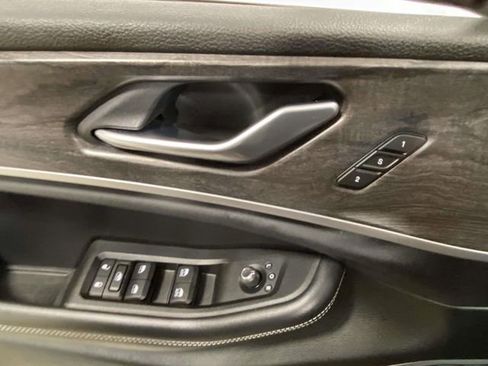 Used 2021 Jeep Grand Cherokee L Limited image 14