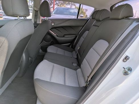 Used 2016 Kia Forte LX FWD image 15
