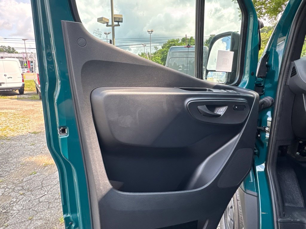 New 2026 Mercedes-Benz Sprinter 2500 image 10