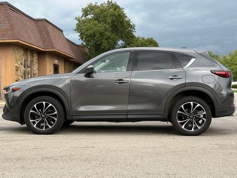 Used 2023 MAZDA CX-5 AWD 2.5 S w/ Premium Package image 2